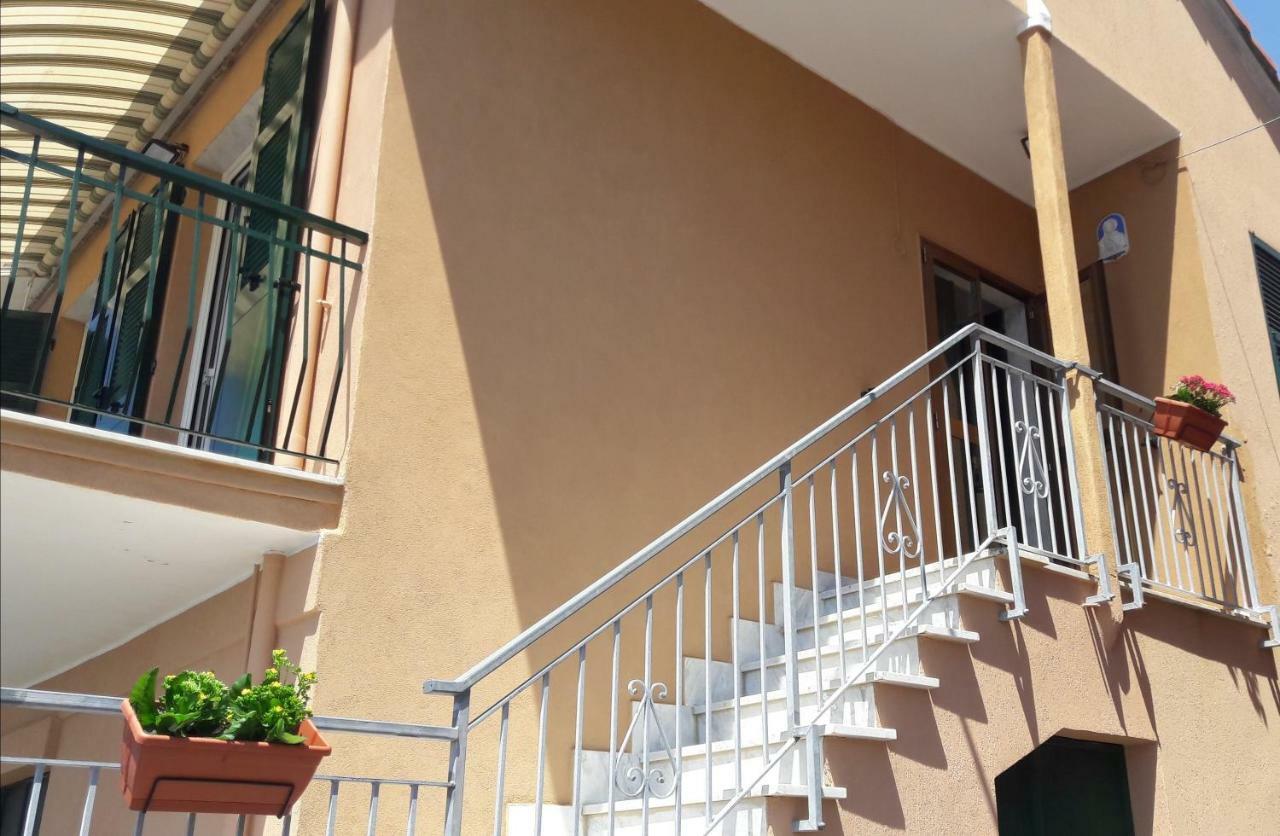 A & M House Appartement Moneglia Buitenkant foto